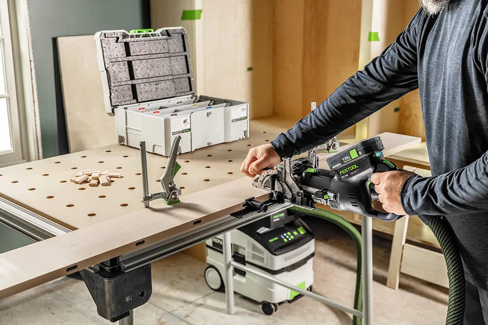 using the Festool - Cordless DFC 500 on a piece of wood