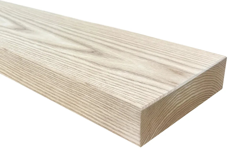 red oak floating shelf close up